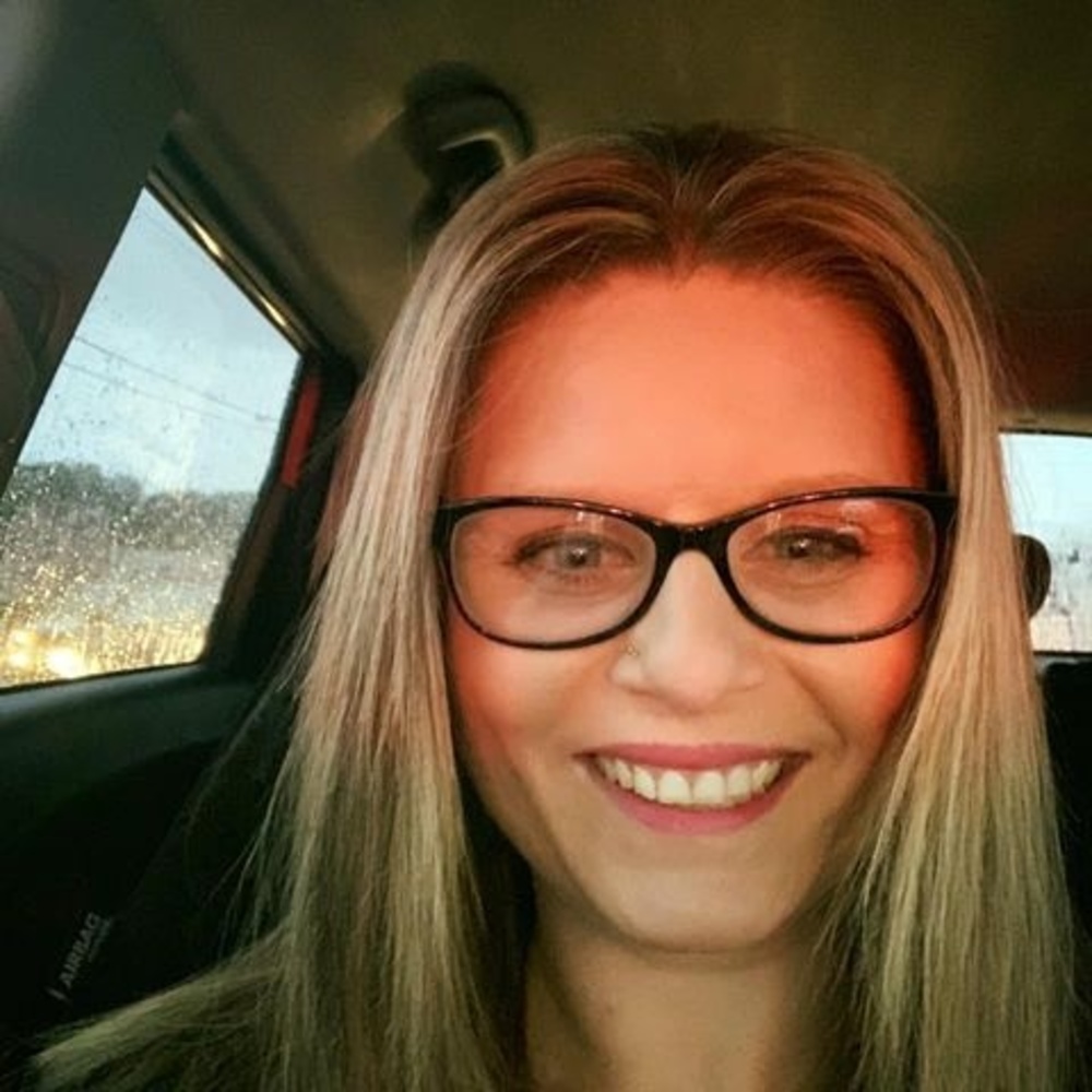 Meet your Posher, Jennifer